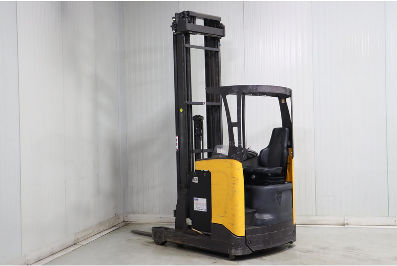 Chariot à mât rétractable Atlet UMS160D