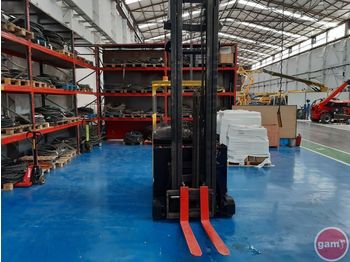 Chariot à mât rétractable HYSTER R1.4H