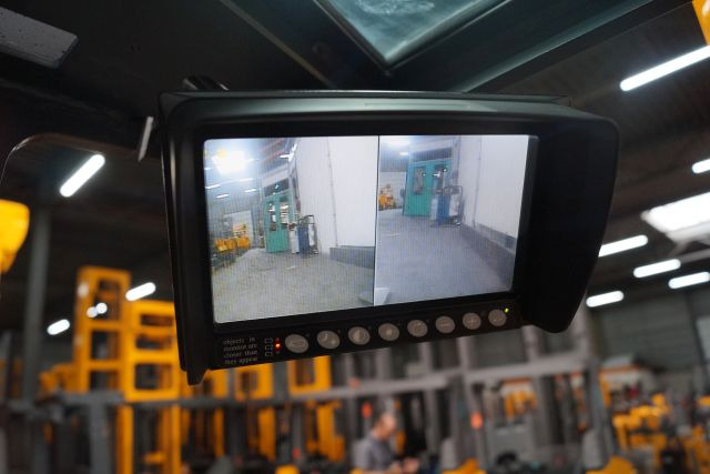 Chariot à mât rétractable Jungheinrich ETV214