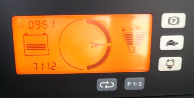 Chariot à mât rétractable Jungheinrich ETV214