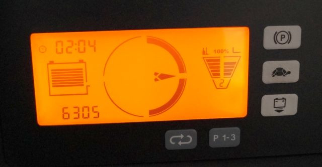 Chariot à mât rétractable Jungheinrich ETV214