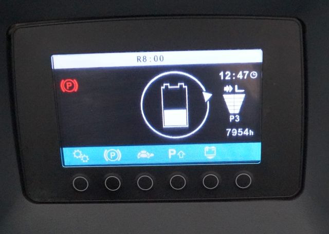 Chariot à mât rétractable Jungheinrich ETV216
