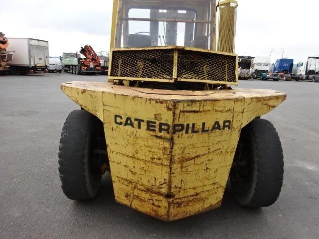 Chariot élévateur Caterpillar V225 10 tons - 5m50 lift point / 6 cylender Perkins