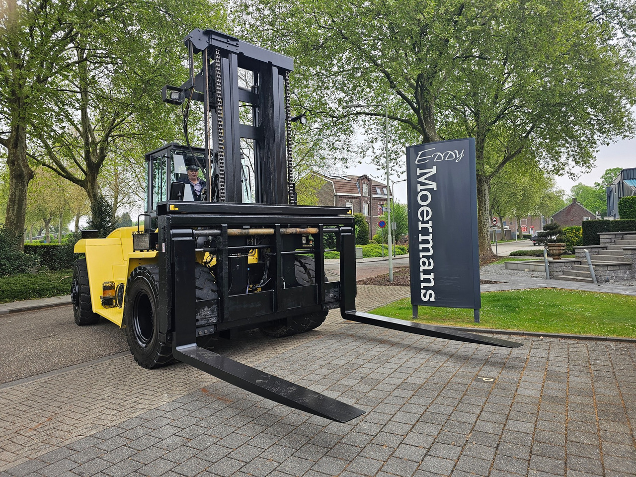 Chariot élévateur Hyster H18.00XM-12