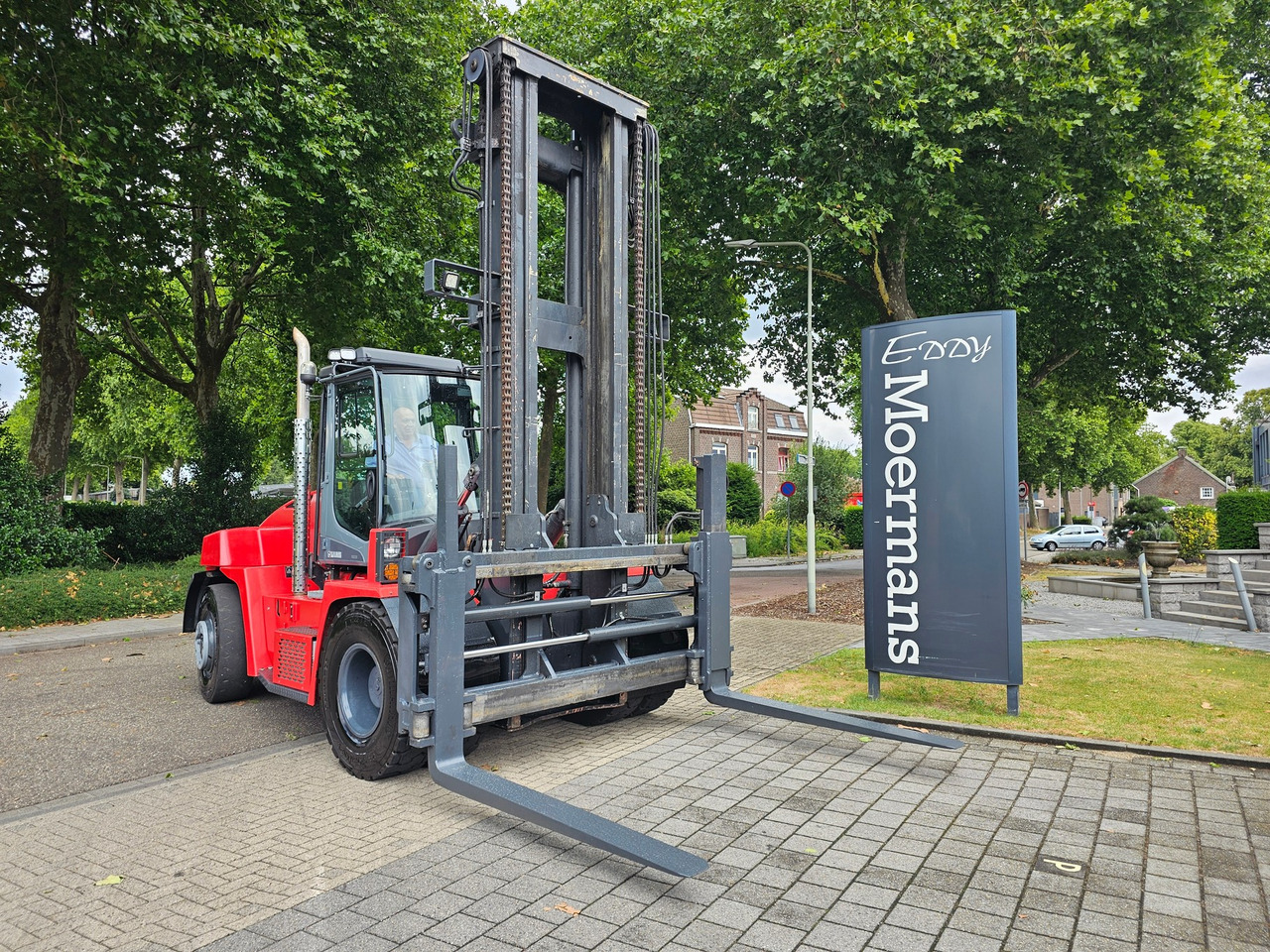 Chariot élévateur Kalmar DCG 120-6 Diesel