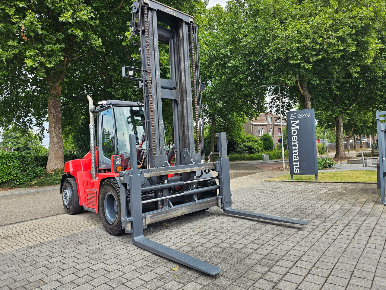Chariot élévateur Kalmar DCG 120-6 Diesel