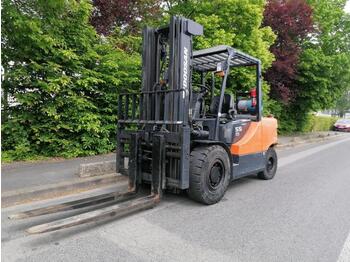 Chariot élévateur à gaz Doosan G55C-5
