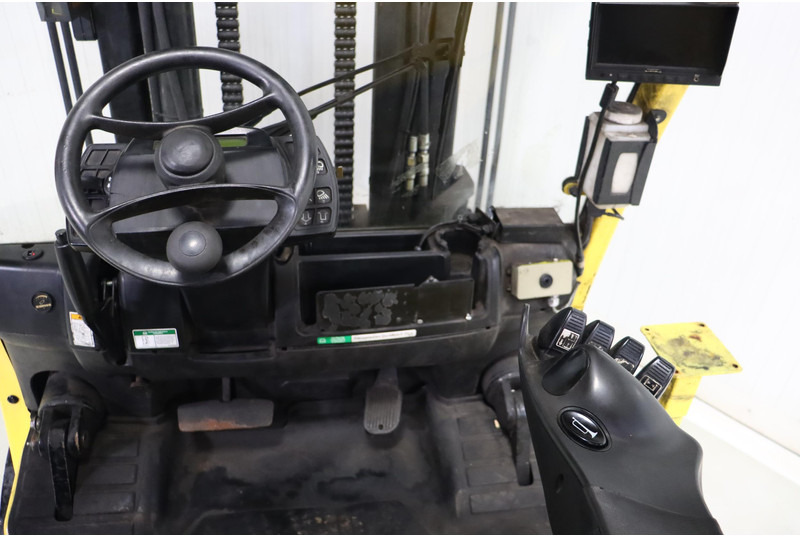 Chariot élévateur à gaz Hyster S7.0FT-8