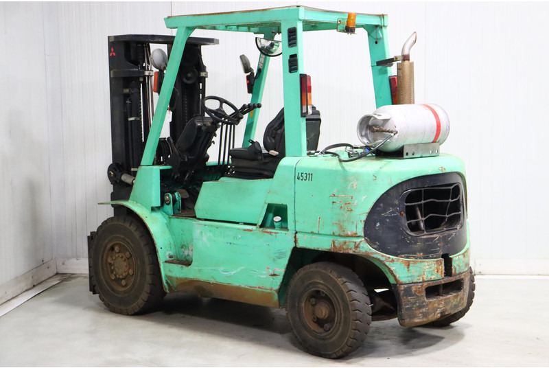 Chariot élévateur à gaz Mitsubishi FG40K