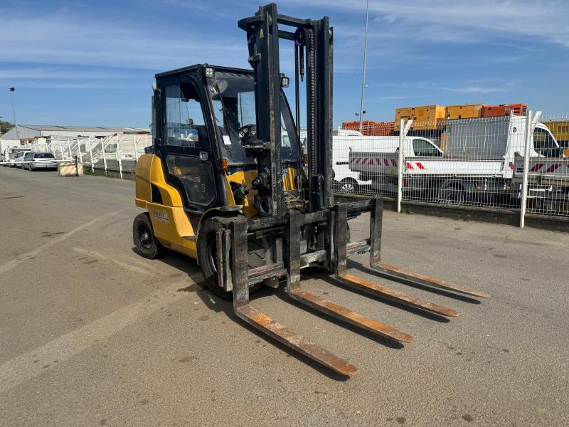Chariot élévateur diesel Caterpillar DP45NT