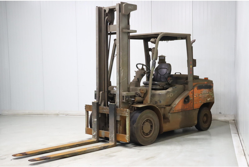 Chariot élévateur diesel Doosan D50C-7