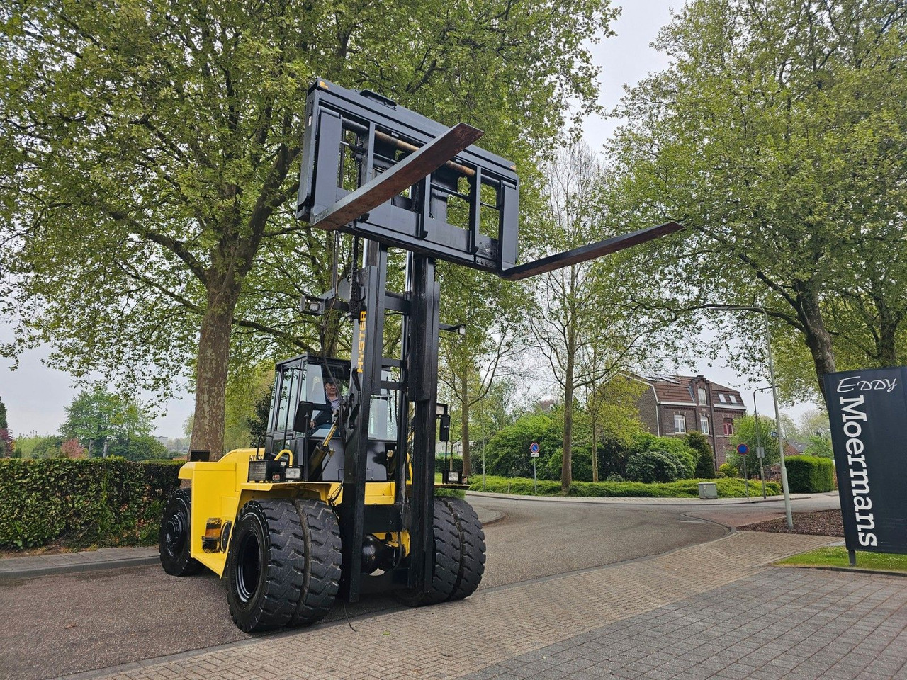 Chariot élévateur diesel Hyster H18.00XM-12