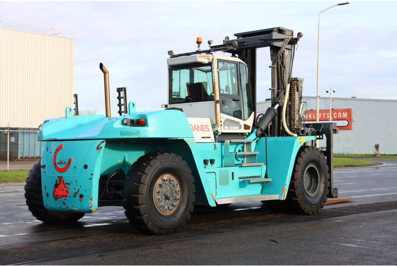 Chariot élévateur diesel KONECRANES 30-1200C