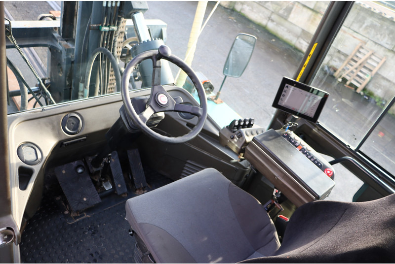 Chariot élévateur diesel KONECRANES 30-1200C