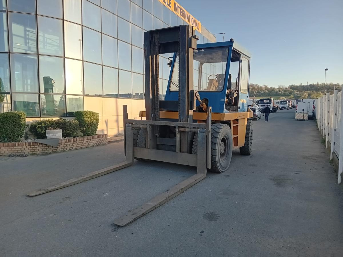 Chariot élévateur diesel Linde H100