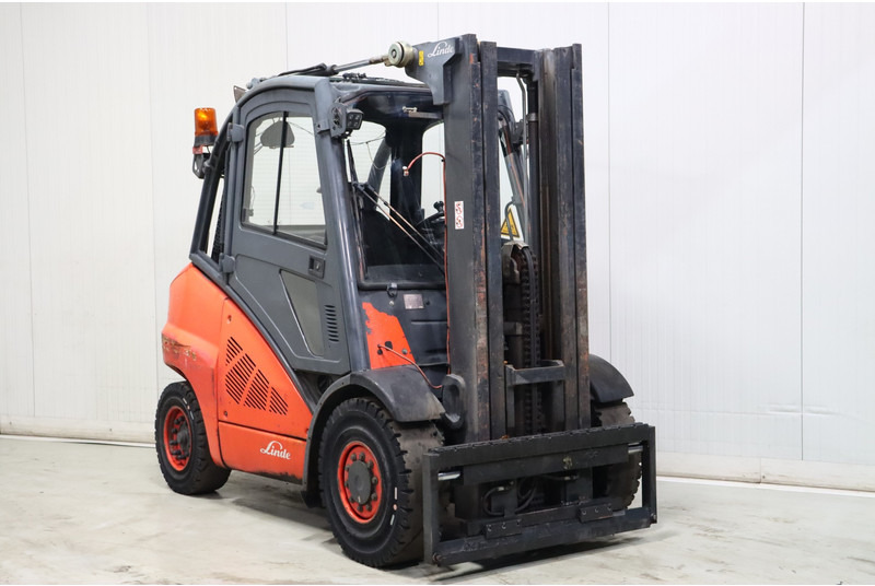 Chariot élévateur diesel Linde H50D-01