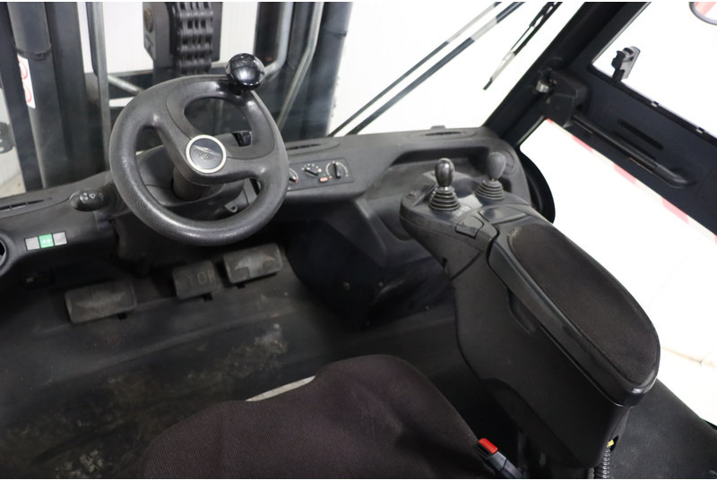 Chariot élévateur diesel Linde H80D-03/1100