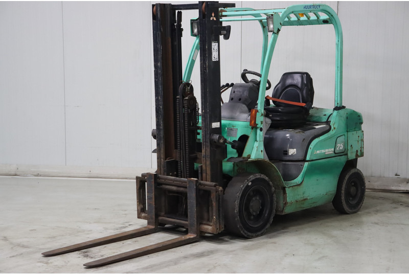 Chariot élévateur diesel Mitsubishi FD25N