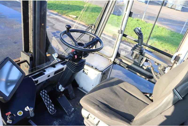 Chariot élévateur diesel Svetruck 1560-35