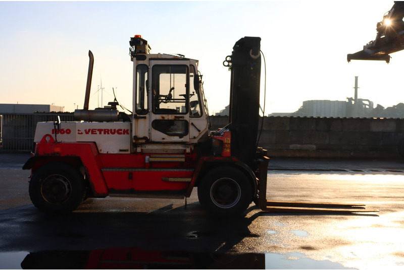 Chariot élévateur diesel Svetruck 1560-35