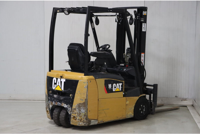 Chariot élévateur électrique Caterpillar EP16CPNT