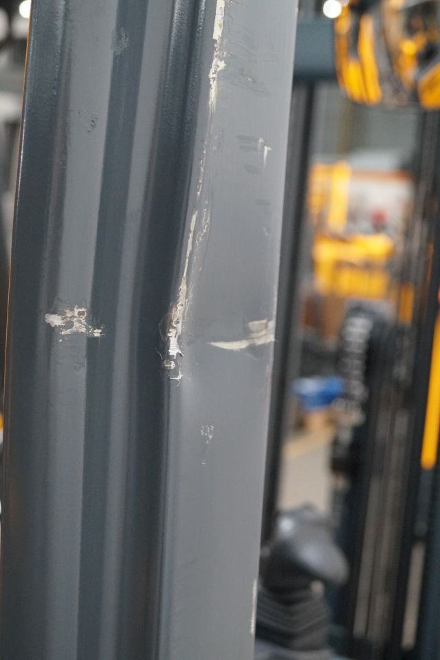 Chariot élévateur électrique Jungheinrich EFG216