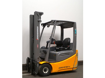 Chariot élévateur électrique  Jungheinrich EFG216k