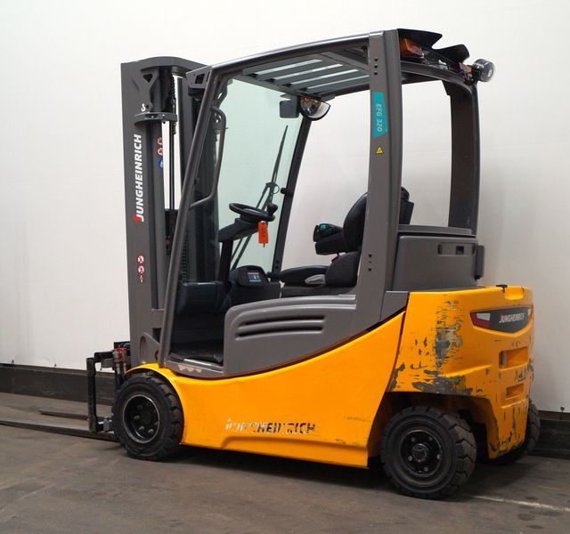 Chariot élévateur électrique Jungheinrich EFG320