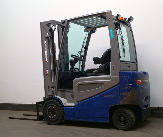 Chariot élévateur électrique Jungheinrich EFG425k