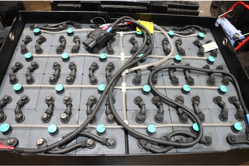 Chariot élévateur électrique Montini MR6