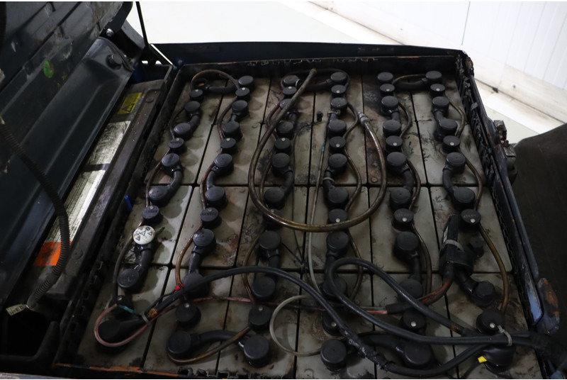 Chariot élévateur électrique Toyota 8FBE16T