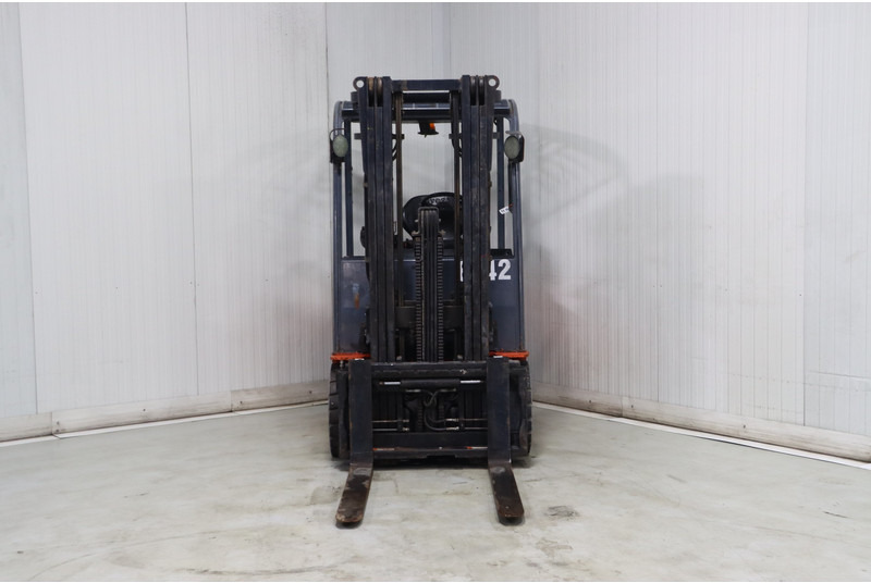 Chariot élévateur électrique Toyota 8FBMT30