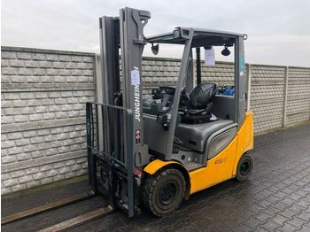 Chariot élévateur frontal à 4 roues Jungheinrich TFG320s