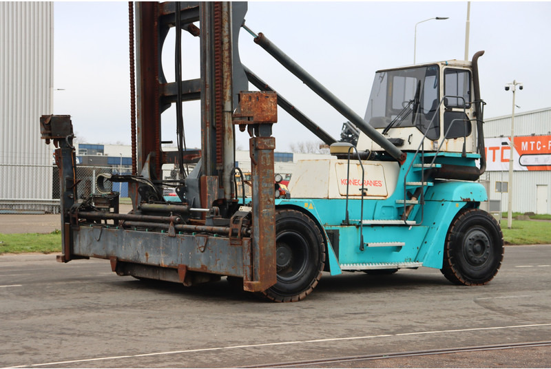 Chariot porte-conteneur KONECRANES 7/8ECB90