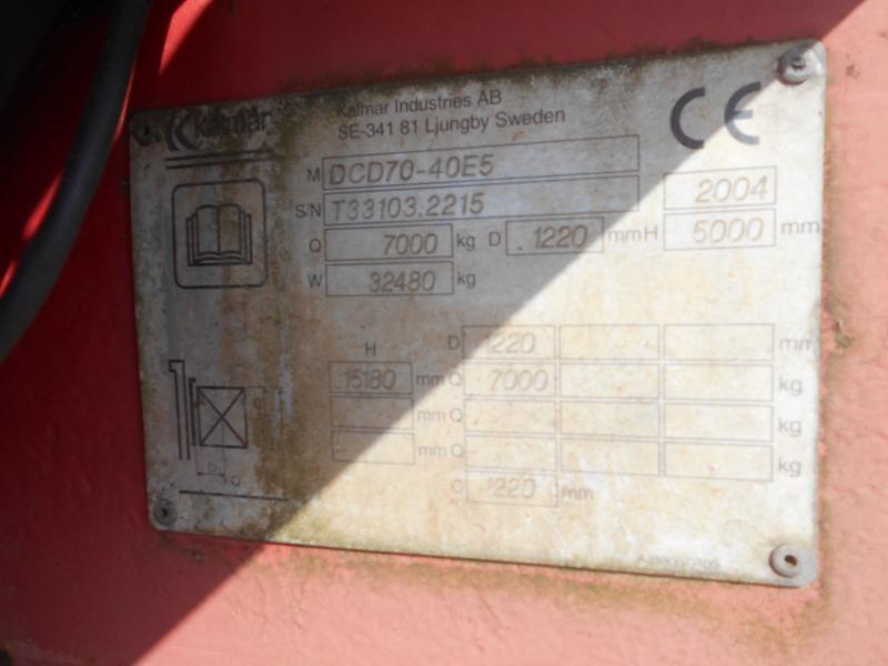 Chariot porte-conteneur Kalmar DCD70