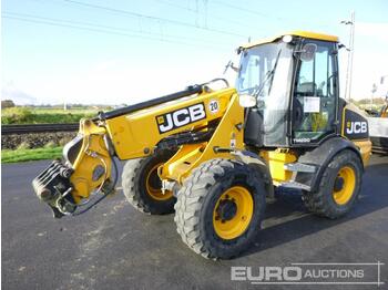 Chariot télescopique 2011 JCB TM220