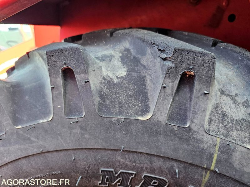 Chariot télescopique TRANSPALETTE MANITOU BT420