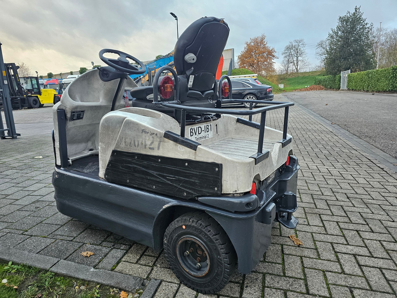 Chariot tracteur Still R06 Electro