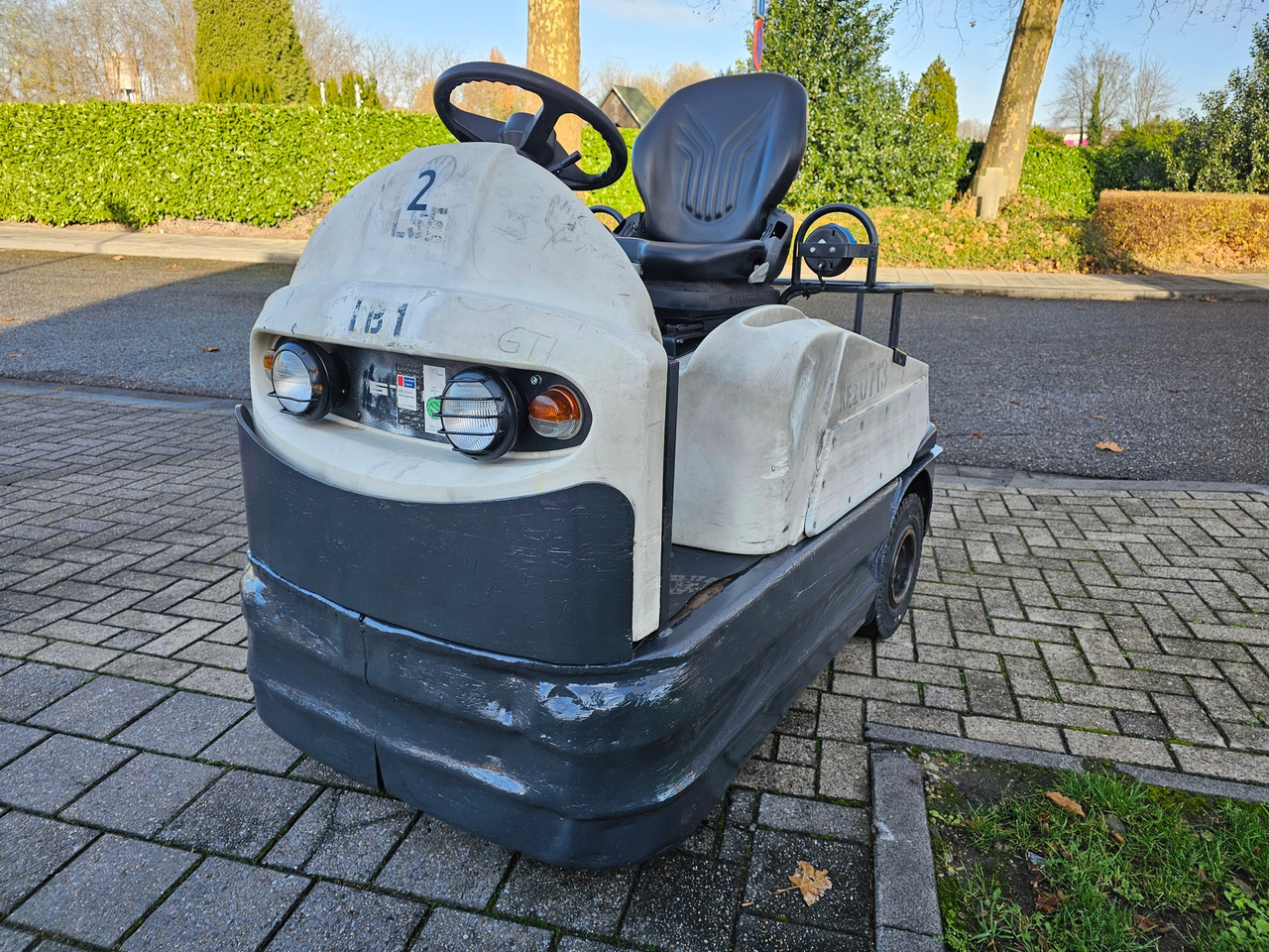 Chariot tracteur Still R06 Electro
