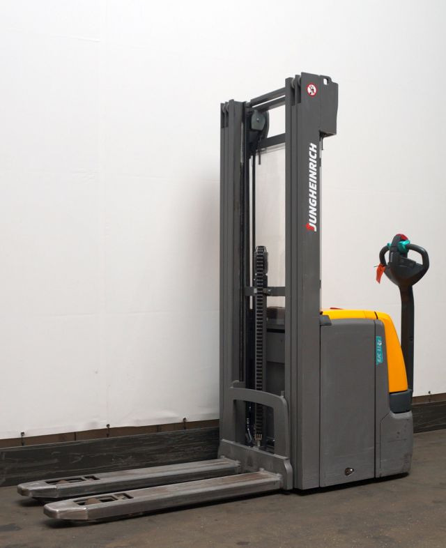 Gerbeur Jungheinrich EJC112z