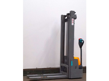 Gerbeur  Jungheinrich EJC M10