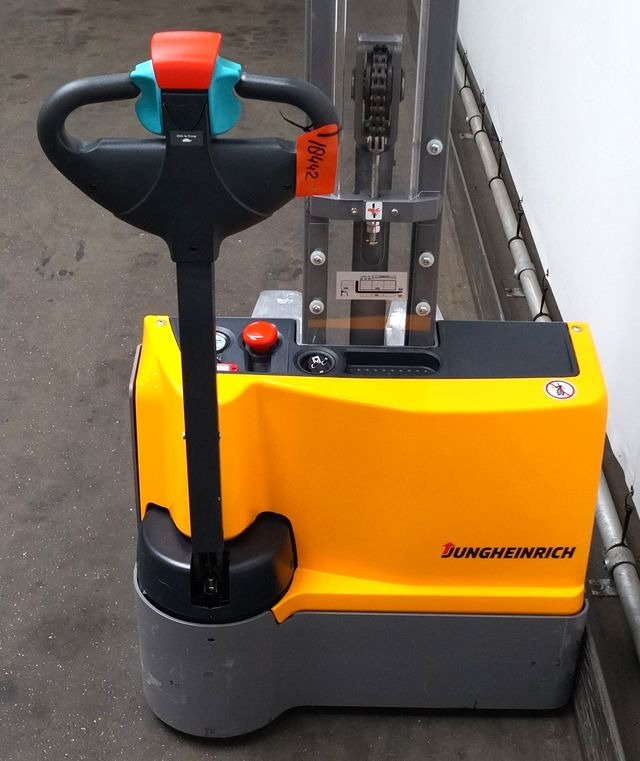 Gerbeur Jungheinrich EJC M10