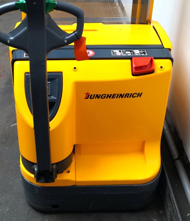 Gerbeur Jungheinrich EJC-z14