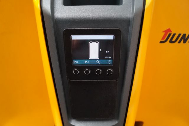 Gerbeur Jungheinrich EJD118