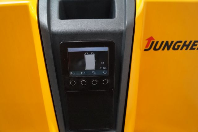 Gerbeur Jungheinrich EJD118