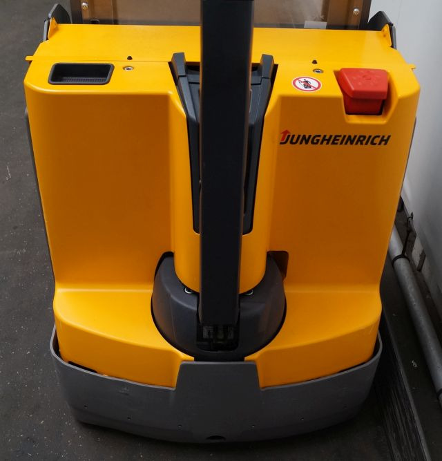 Gerbeur Jungheinrich EJD118