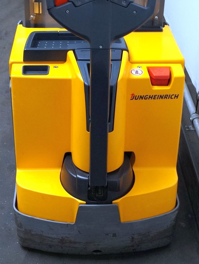 Gerbeur Jungheinrich EJD220