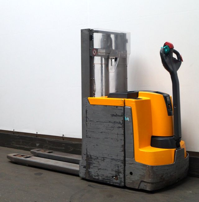 Gerbeur Jungheinrich EJD220