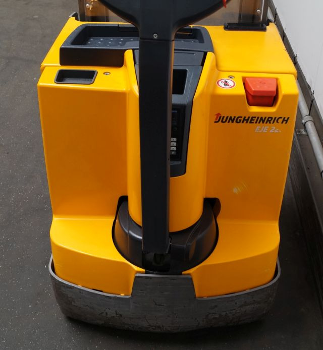 Gerbeur Jungheinrich EJD220