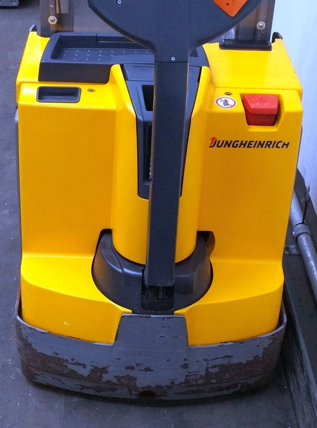 Gerbeur Jungheinrich EJD220